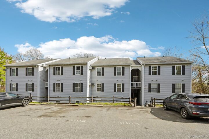 Property Photo:  1 Lexington Hill 5  NY 10926 