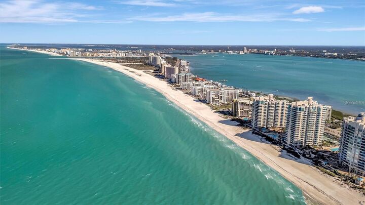 Property Photo:  1400 Gulf Boulevard 101  FL 33767 