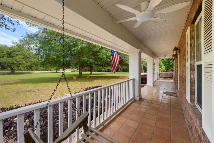 Property Photo:  6459 SE County Road 337  FL 32669 