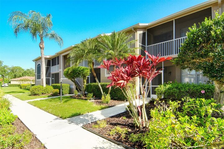 Property Photo: 5271 Mahogany Run Avenue 712 FL 34241