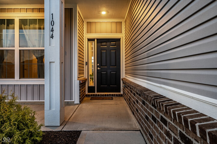 Property Photo:  1044 Cortland Lane  IN 46074 