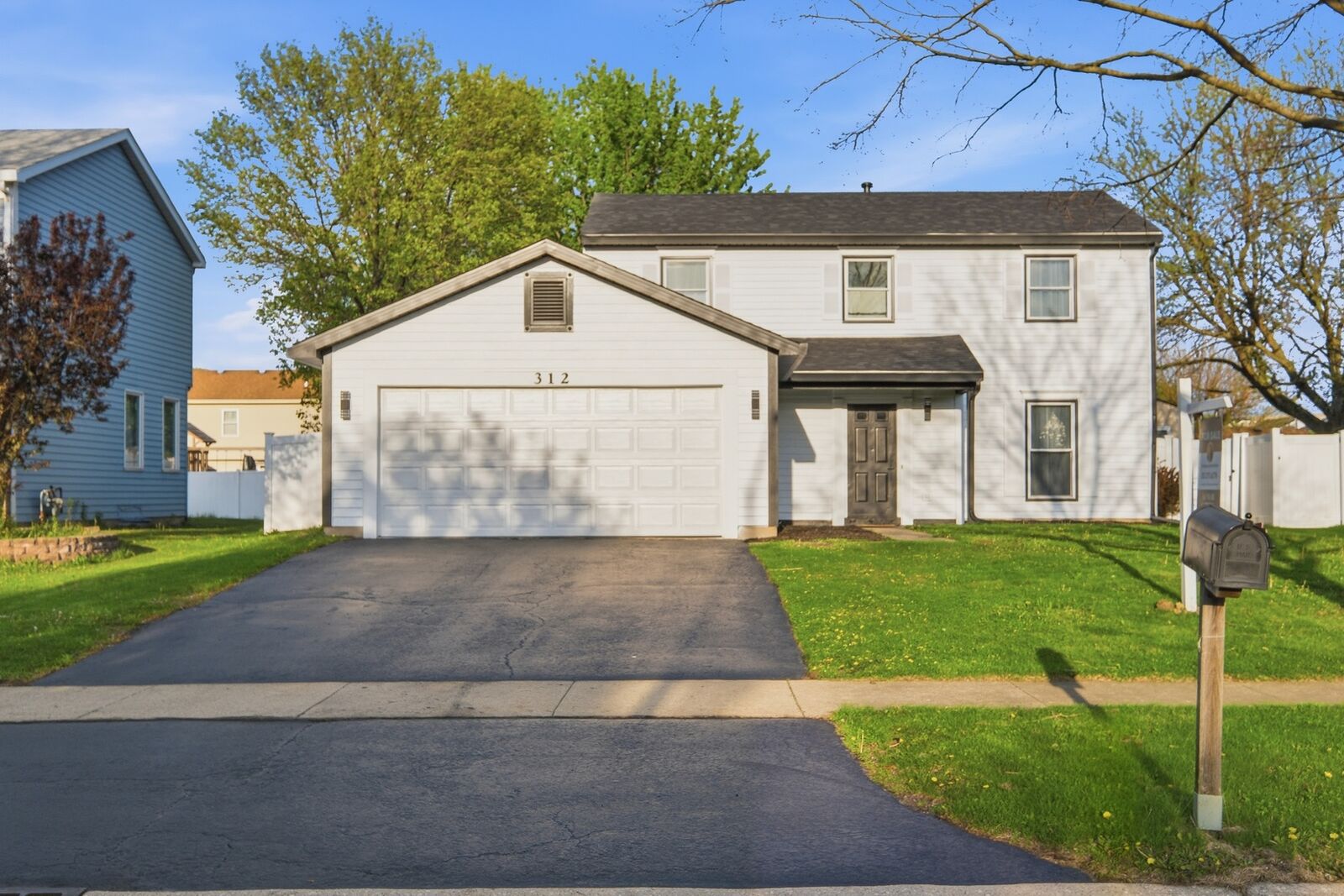 Property Photo:  312 Homestead Drive  IL 60440 