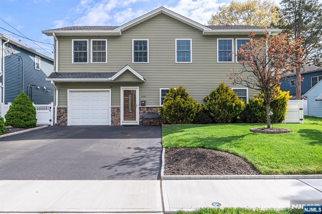 Property Photo:  153 Howard Avenue  NJ 07662 