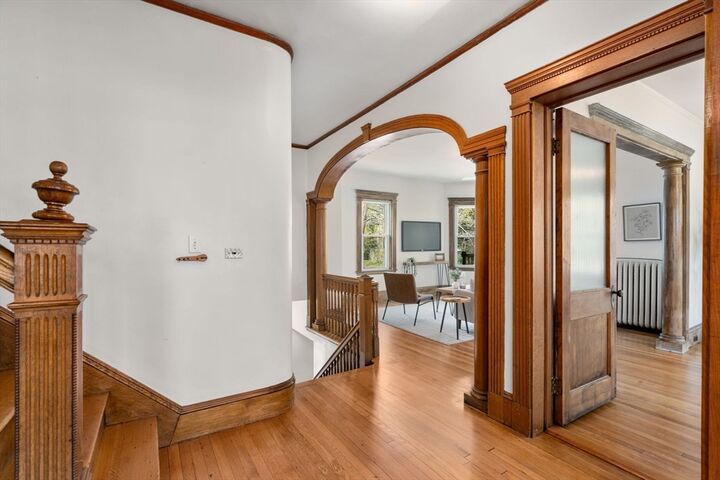 Property Photo:  114 Lancaster Ter 2  MA 02446 