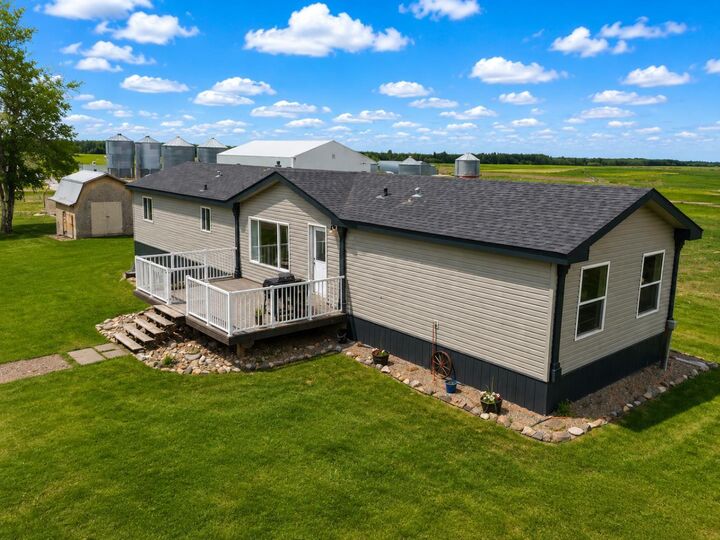 Property Photo: 109567 Range Road 130 AB T0H 2H0