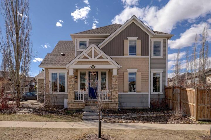 Photo de la propriété:  1348 Windstone Road SW  AB T4B 0N5 