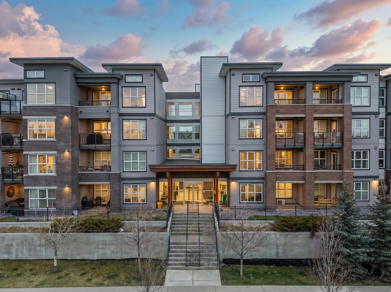Property Photo: 95 Burma Star Road SW 3110 AB T3E 8A9