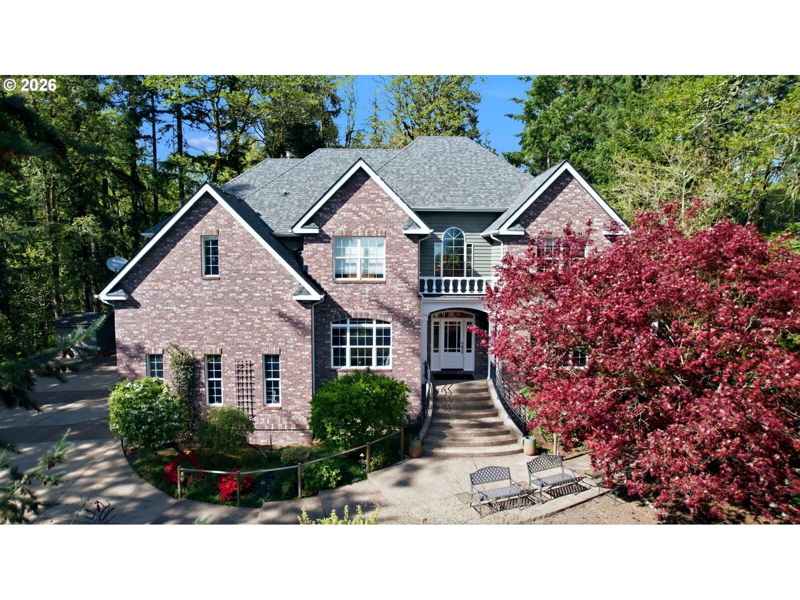 Property Photo:  462 NW Shannon Dr  OR 97321 