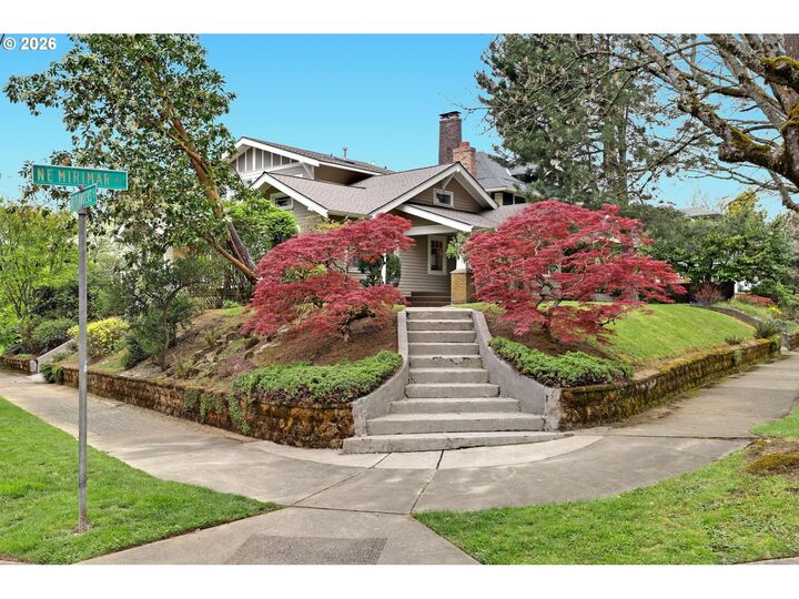 Property Photo:  415 NE Mirimar Pl  OR 97232 