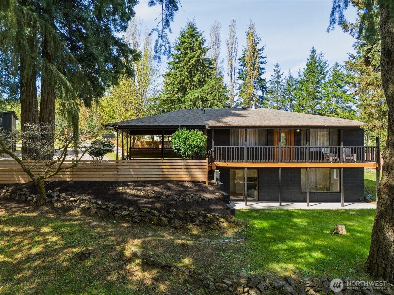 Property Photo:  1366 SE SE High Ridge Ct  WA 98367 