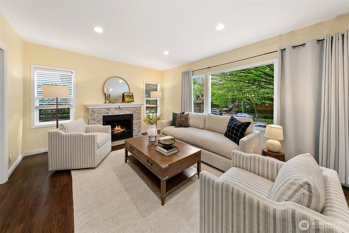 Property Photo:  954  19th Avenue E  WA 98112 