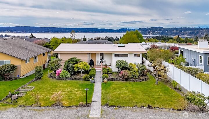 Property Photo:  953 S Mountain View Avenue  WA 98465 