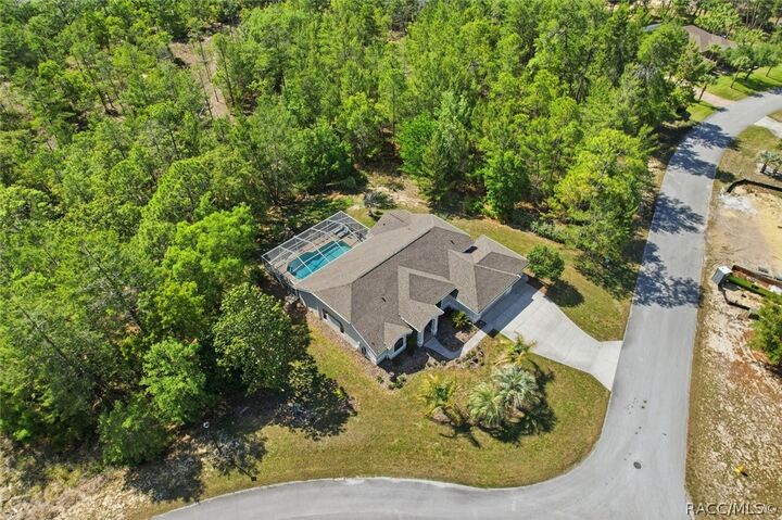 Property Photo:  12 Floribunda Court  FL 34446 