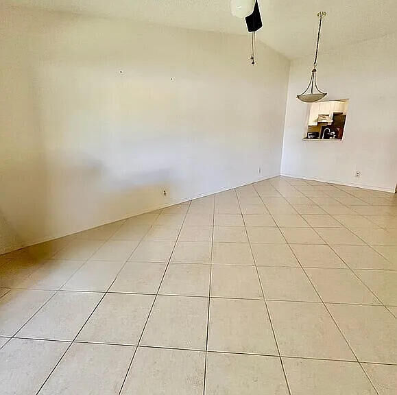 Property Photo:  21938 Remsen Terrace 202  FL 33433 