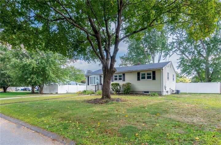 Property Photo:  198 Asylum Road  RI 02886 