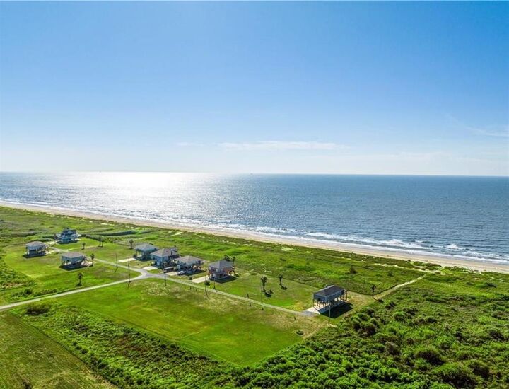 Property Photo:  17 Pelican Beach Drive  LA 70631 