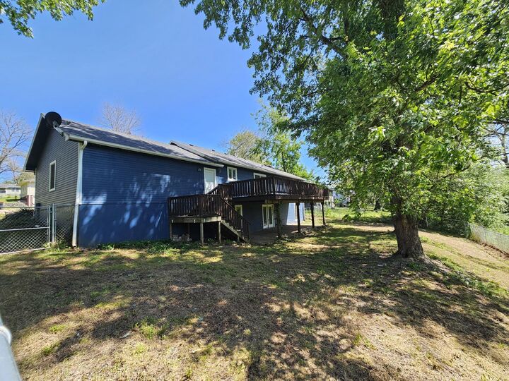 Property Photo:  1420 Oakhill Drive  MO 65625 