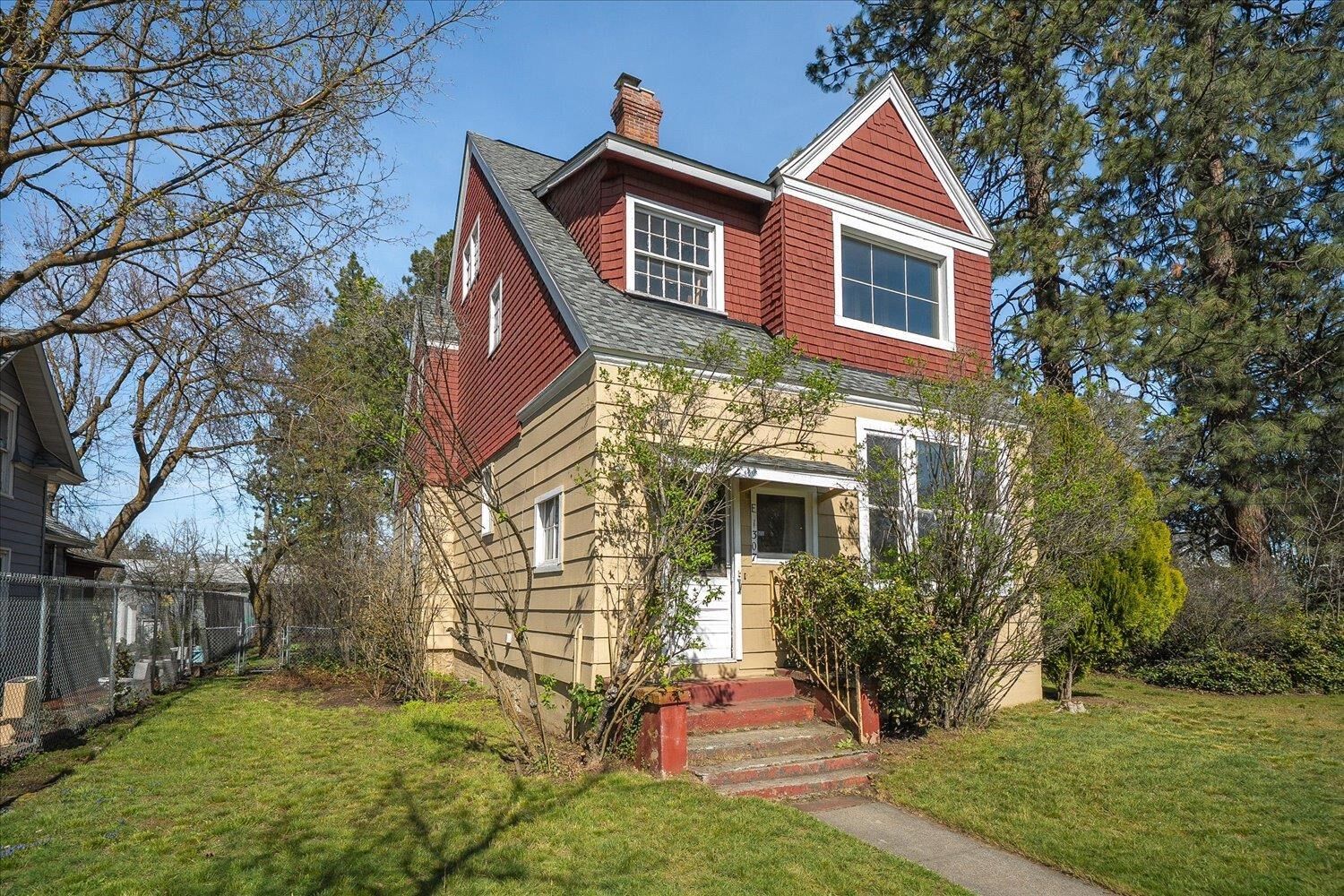 Property Photo:  1307 E Newark Ave  WA 99202 