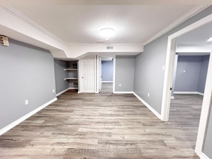 Property Photo:  98 Elson Street Bsmt  ON L3S 2E4 