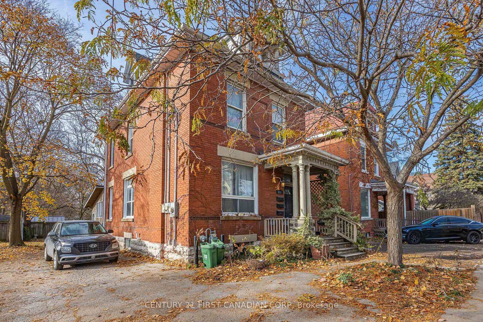 Photo de la propriété:  551 Adelaide Street N  ON N6B 3J6 