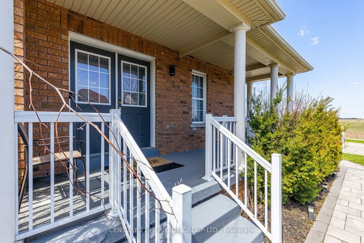 Property Photo:  117 Four Seasons Crescent  ON L9N 0C4 