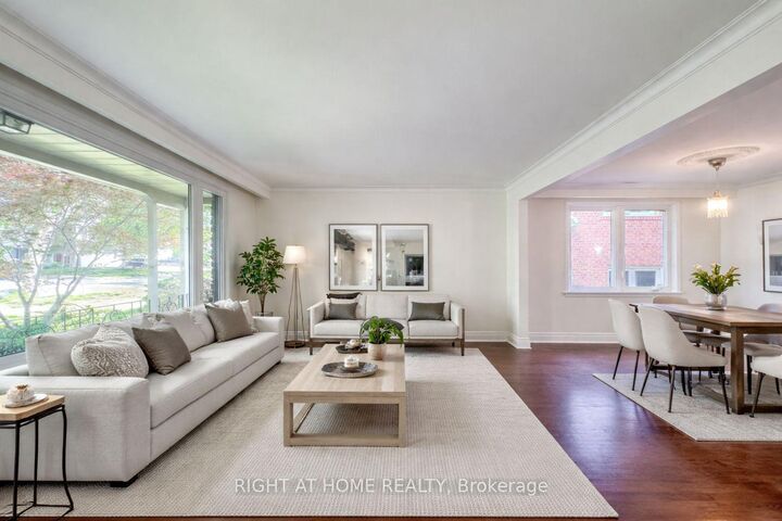 Property Photo:  15 Foursome Crescent  ON M2P 1W1 