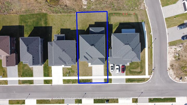 Property Photo:  88 Optimist Drive  ON N5P 3T2 
