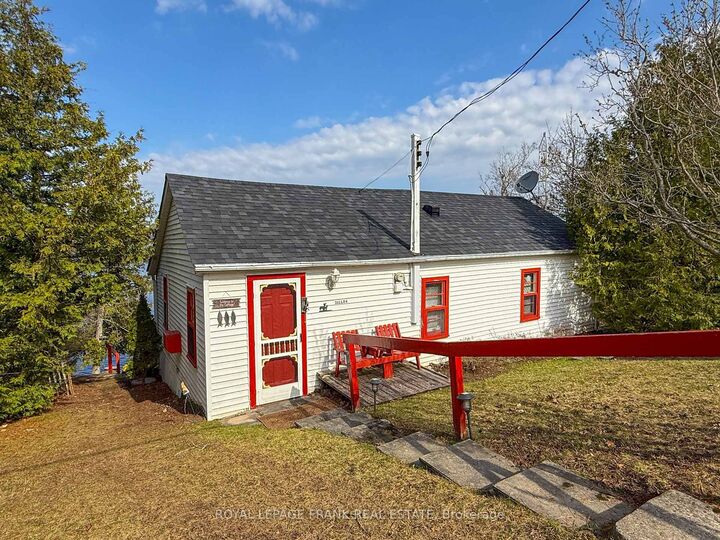 Property Photo: 32 Parker Drive ON K0K 2X0