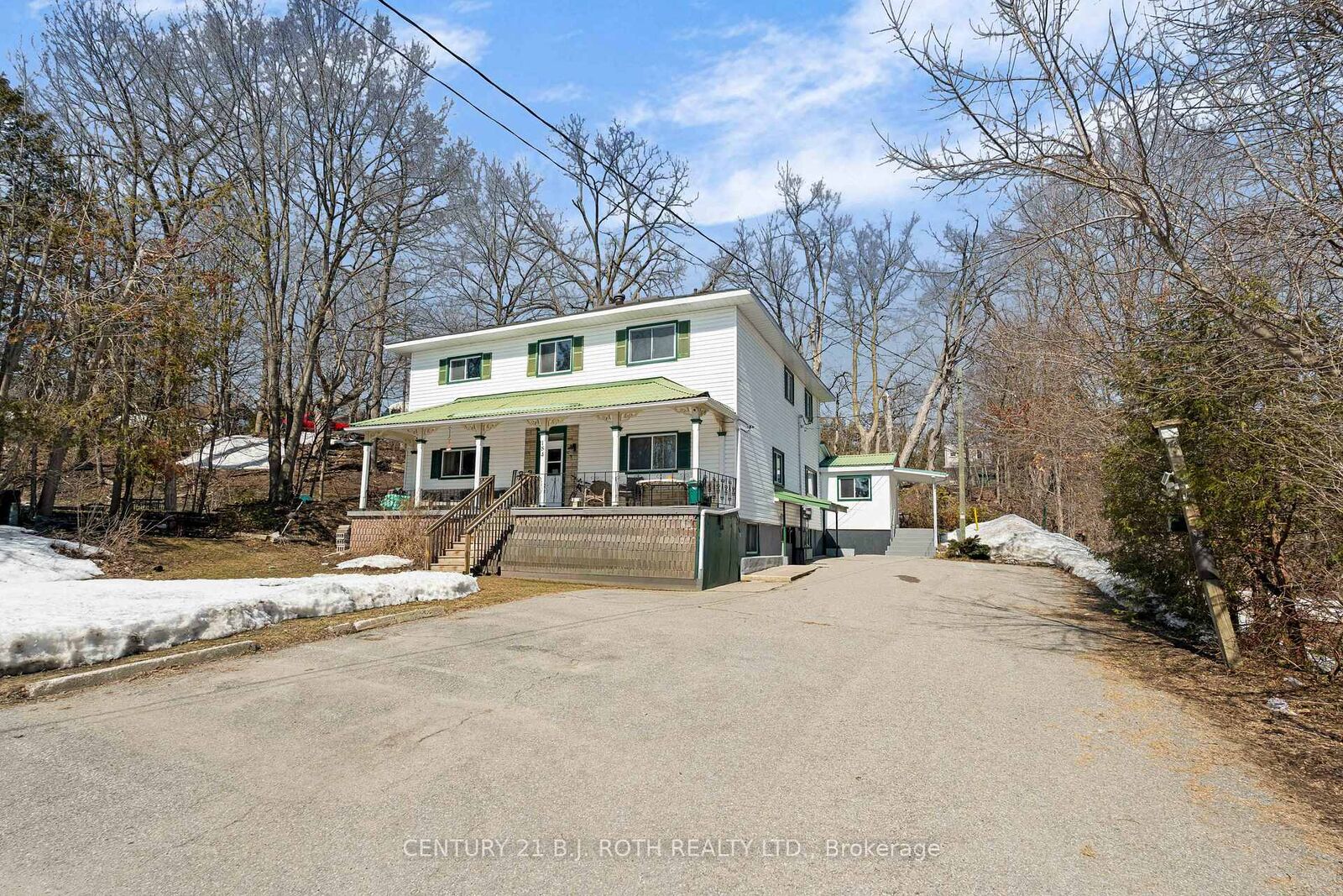 Property Photo: 184 Borland Street E ON L3V 2C3
