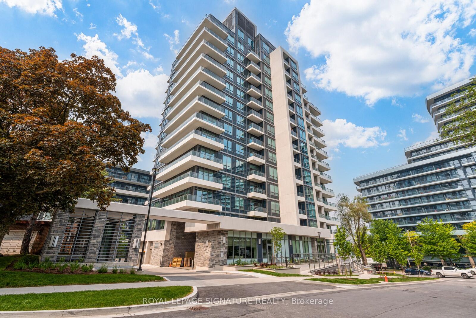 Property Photo: 2 Teagarden Court 1203 ON M2N 0L6