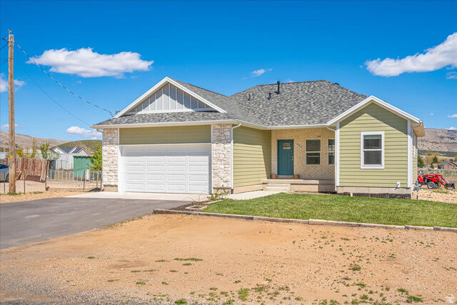 Property Photo:  607 S 250 W  UT 84632 