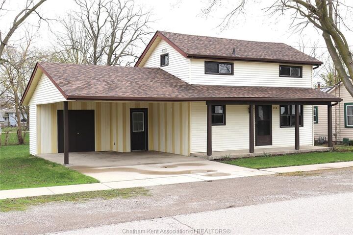 Property Photo: 190 Catherine Street ON N0P 1A0