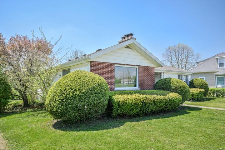 Property Photo:  421 E Main Street  OH 43072 