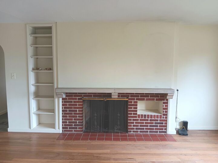 Property Photo: 421 E Main Street OH 43072