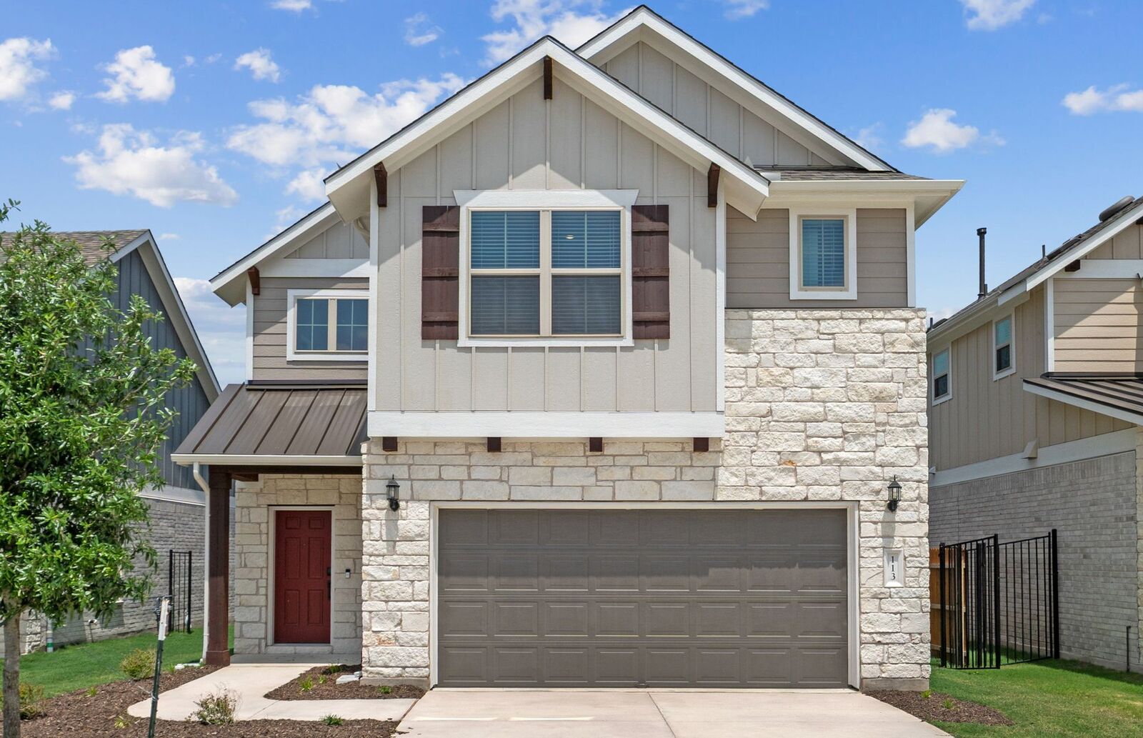 Property Photo:  113 Ventura Drive  TX 78642 