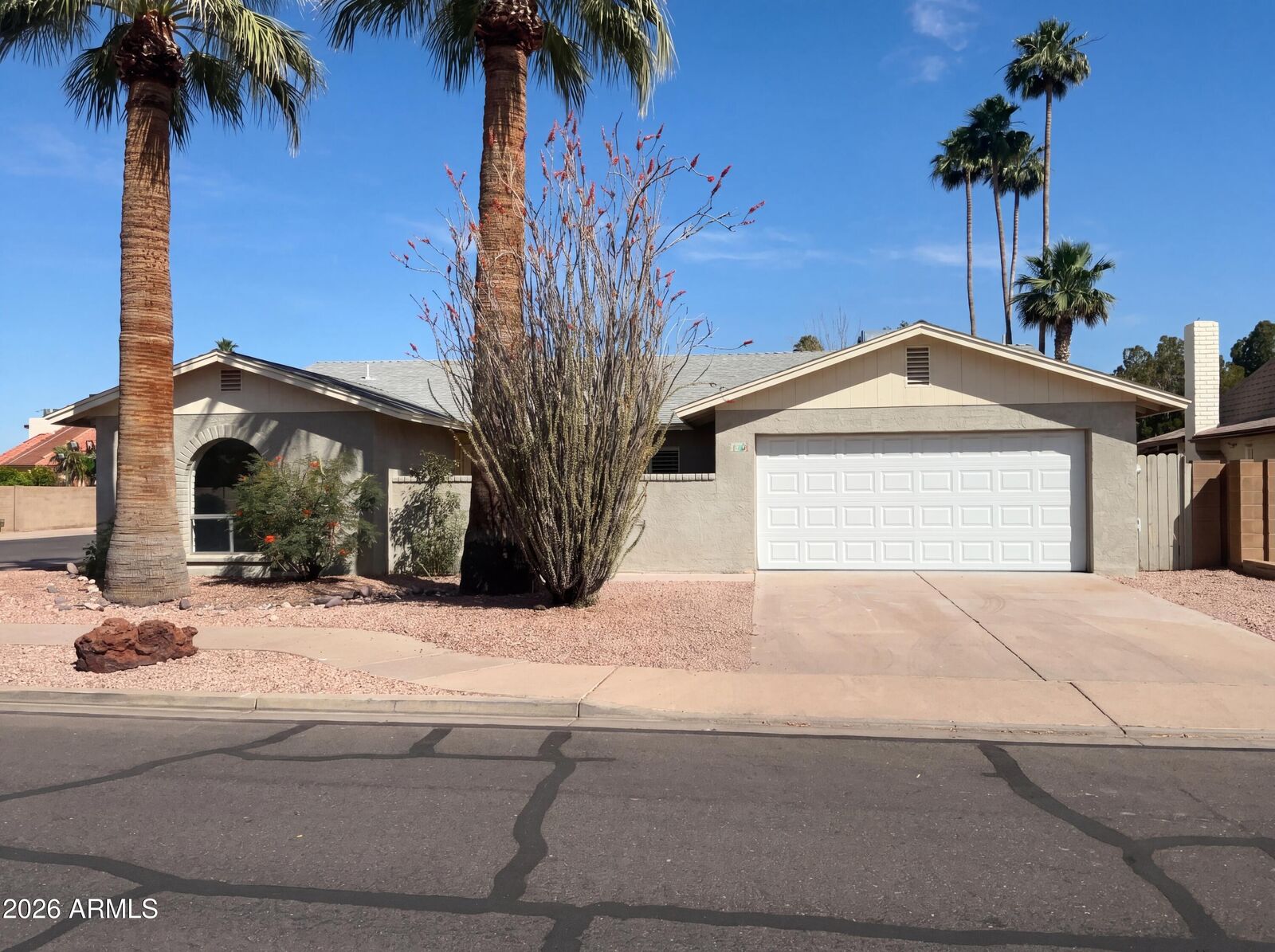 Property Photo:  2219 S Estrella Circle  AZ 85202 