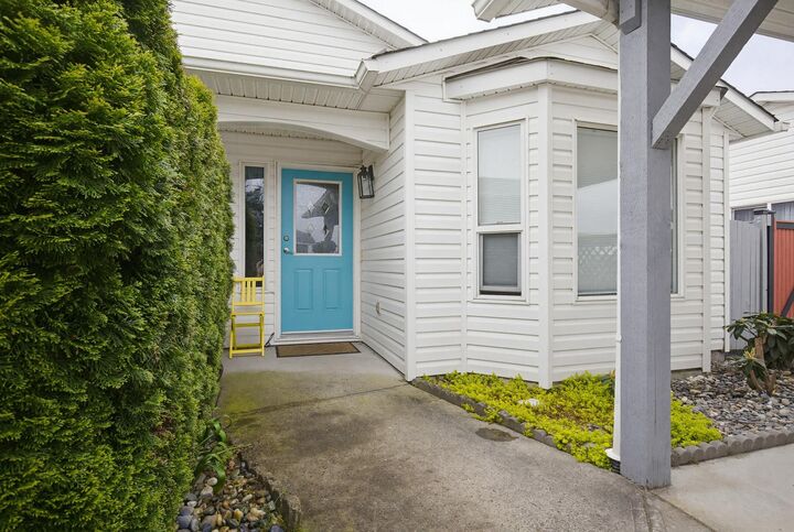 Property Photo:  45918 Knight Road 75B  BC V2R 3X4 