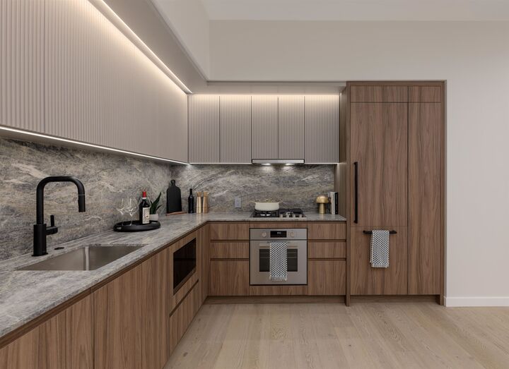 688 W 57th Avenue 606 — photo 1
