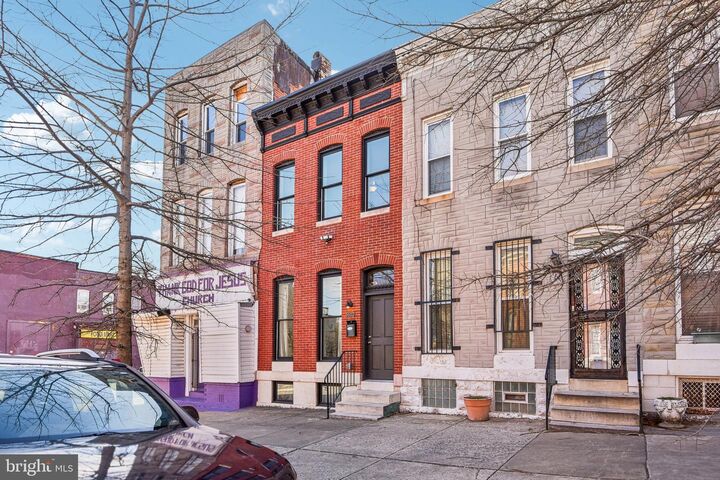 Property Photo:  1602 N Bond Street  MD 21213 