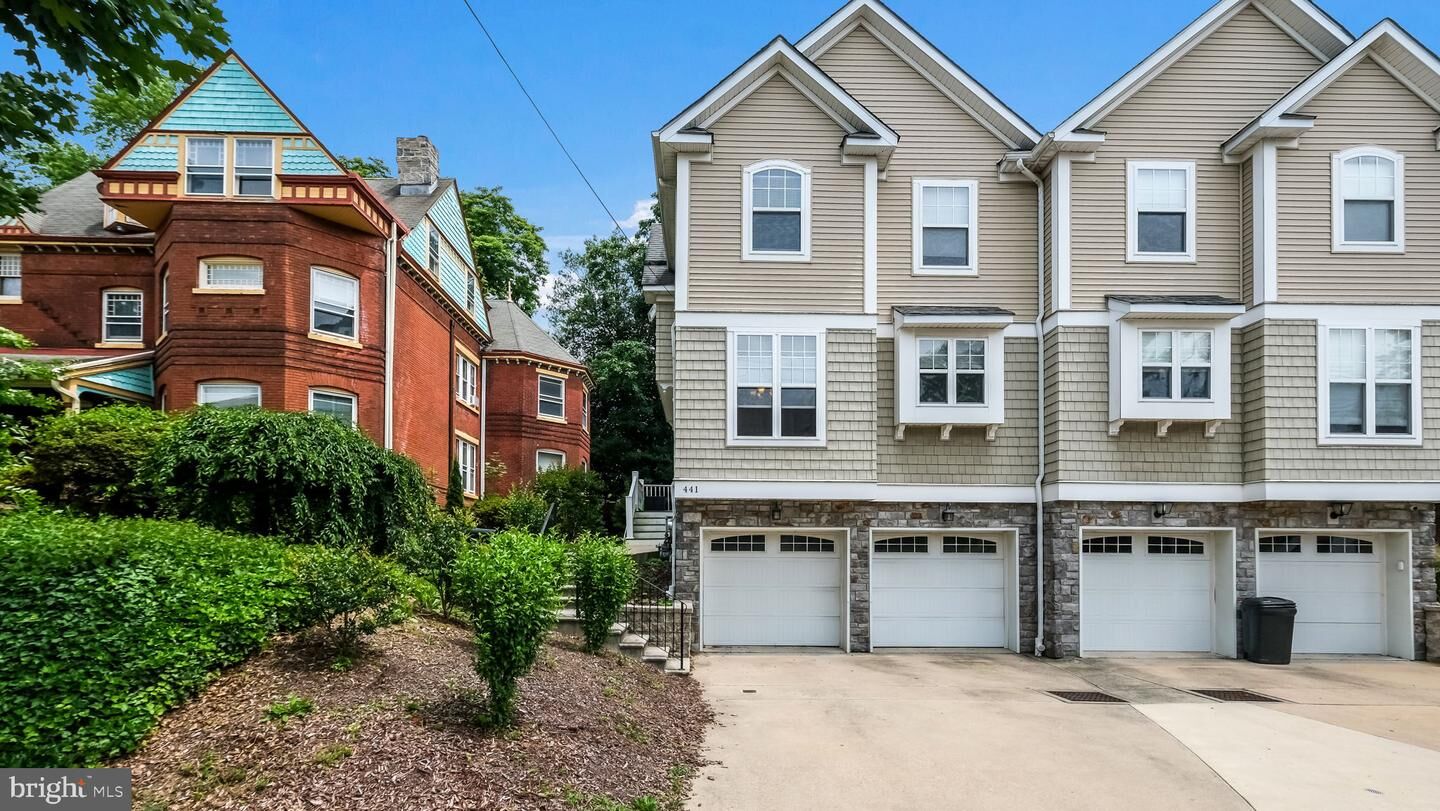 Property Photo:  441 S Orange Street  PA 19063 