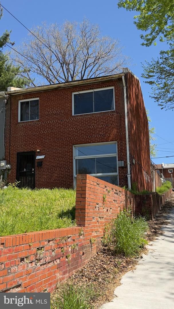 Property Photo:  2215 14th Street NE  DC 20018 