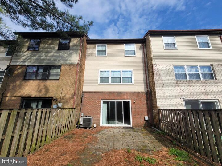 Property Photo:  26 Pickersgill Square  MD 21117 