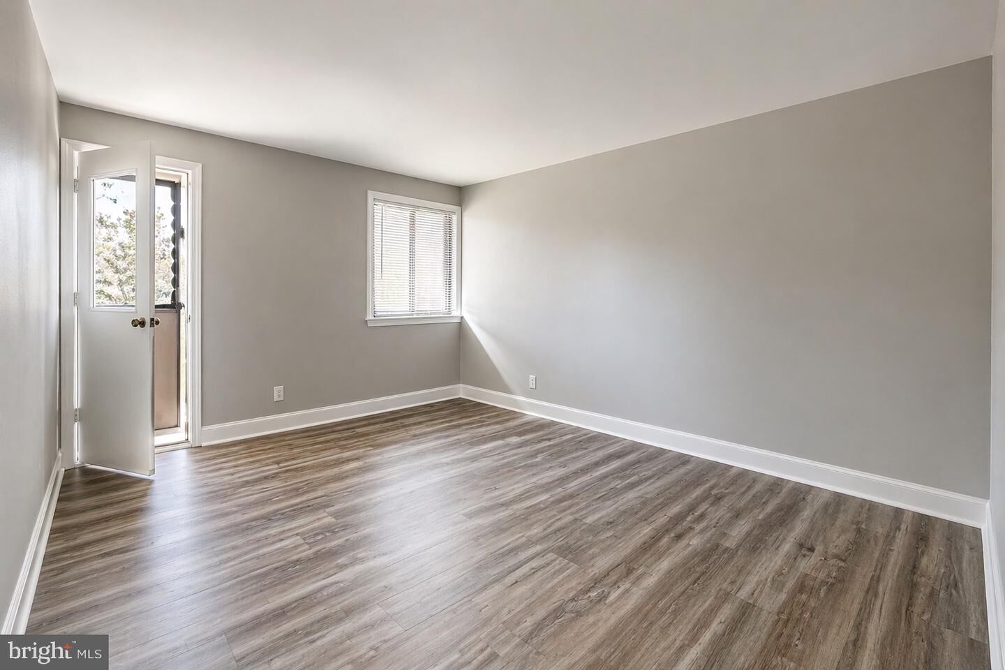 Property Photo:  3906 Stonegate Dr A  MD 20746 