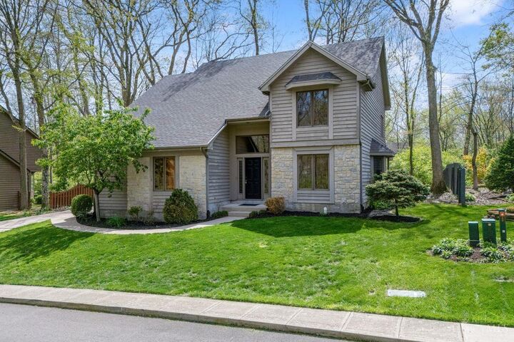 Property Photo:  923 Wind Forest Drive  OH 45066 