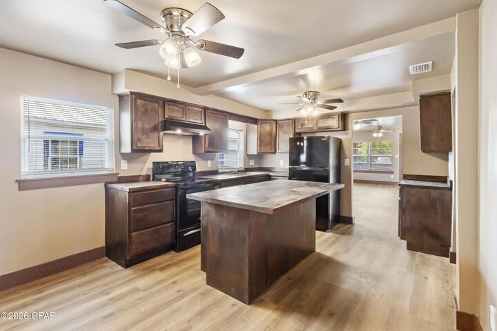 Property Photo:  523 E 8th Street  FL 32401 