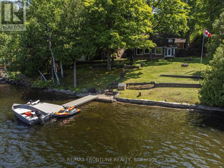 1047 Country Lane — photo 1