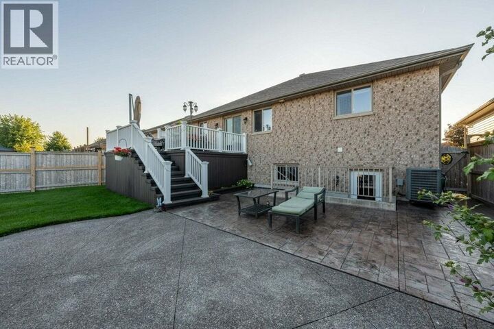 Property Photo: 420 Hadfield Crescent ON N7S 0A6