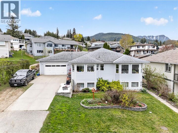 Property Photo: 2190 1st Avenue Southeast BC V1E 1K1