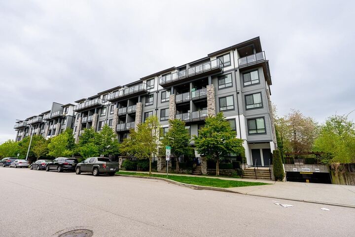 15351 101 Avenue 408 — photo 1