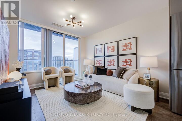 Property Photo:  18 Uptown Drive 808  ON L3R 5M8 